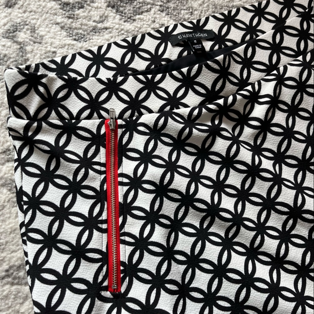 NWOT 41 Hawthorn Pencil Skirt plus size below knee fake red pockets